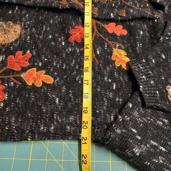 Design Options Squirrel Sweater Silk/Wool Blend Cottagecore - Picture 9 of 11